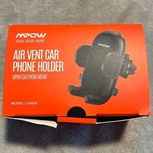 Air Vent Car Phone Holder black, new in box adjustable